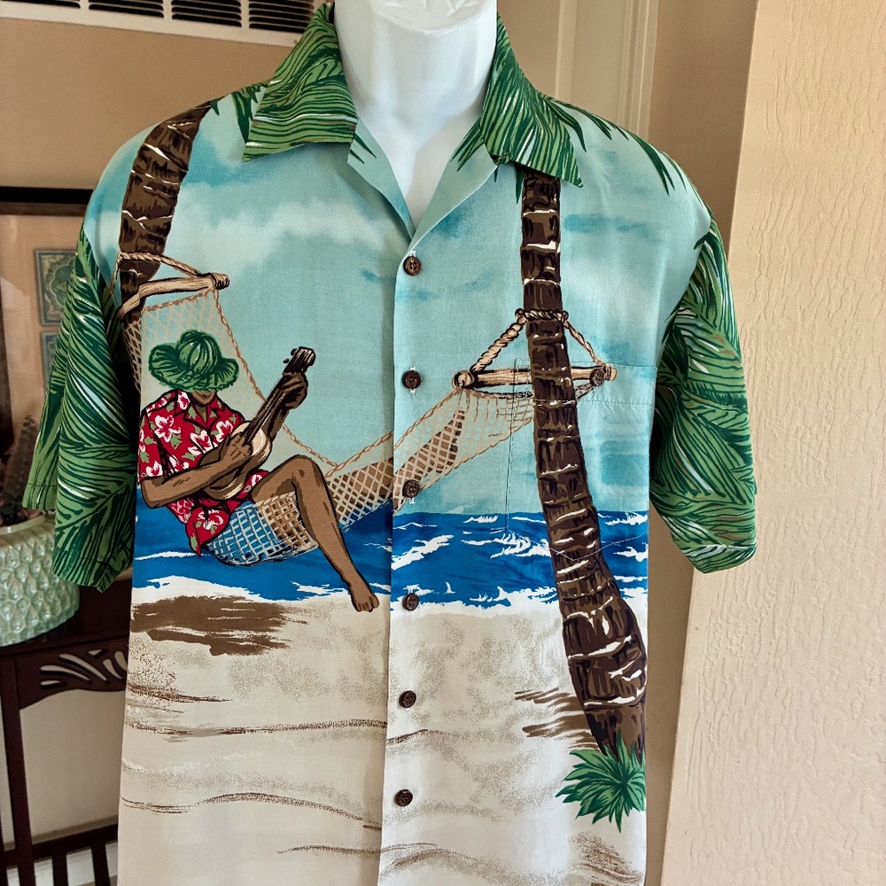 Vintage TORI RICHARD Hawaiian Shirt Hammock Ukelele Coconut Buttons Small